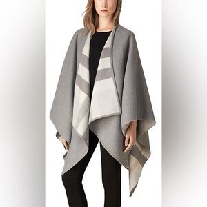 Burberry Check Wool Reversible Poncho Unisex Couples Grey